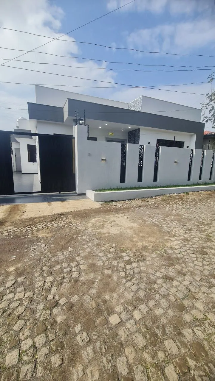 300 sqm House for Sale Ayat – photo 7