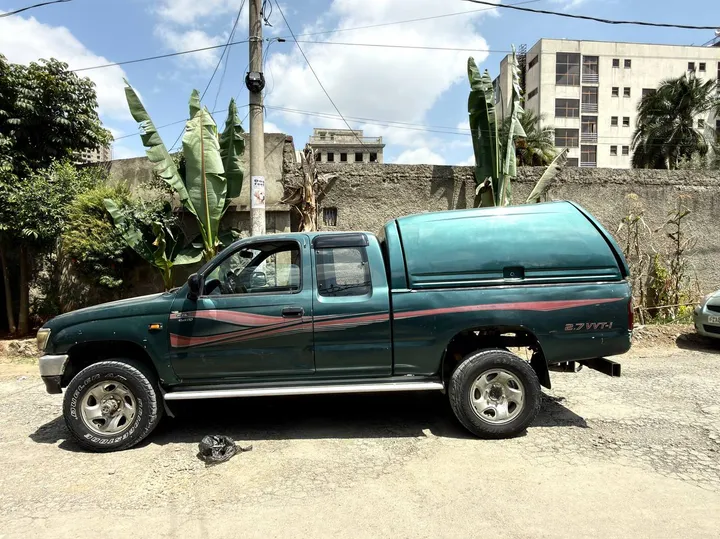 Toyota Hilux 2LT Diesel 2000 – photo 8