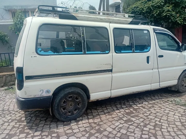 Toyota Dolphin Minibus 2008 – photo 6
