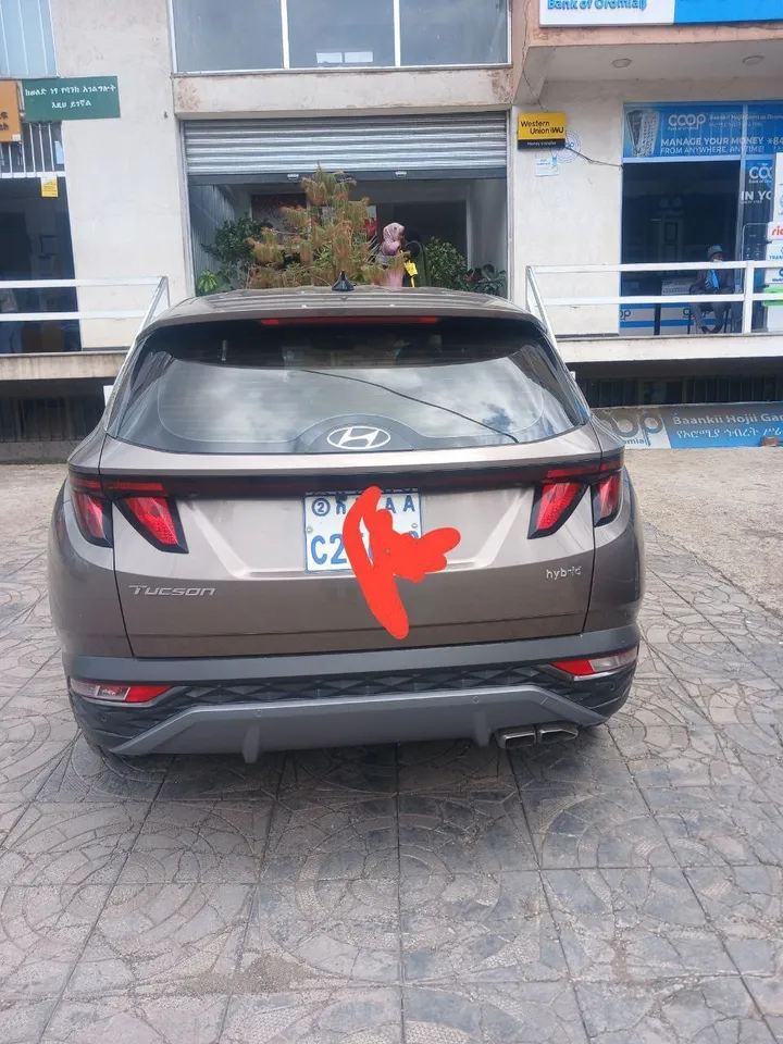 2021 Hyundai Tucson Hybrid – photo 4