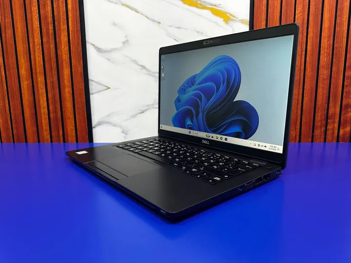 Dell Latitude 5300 Core i7 Laptop – photo 4