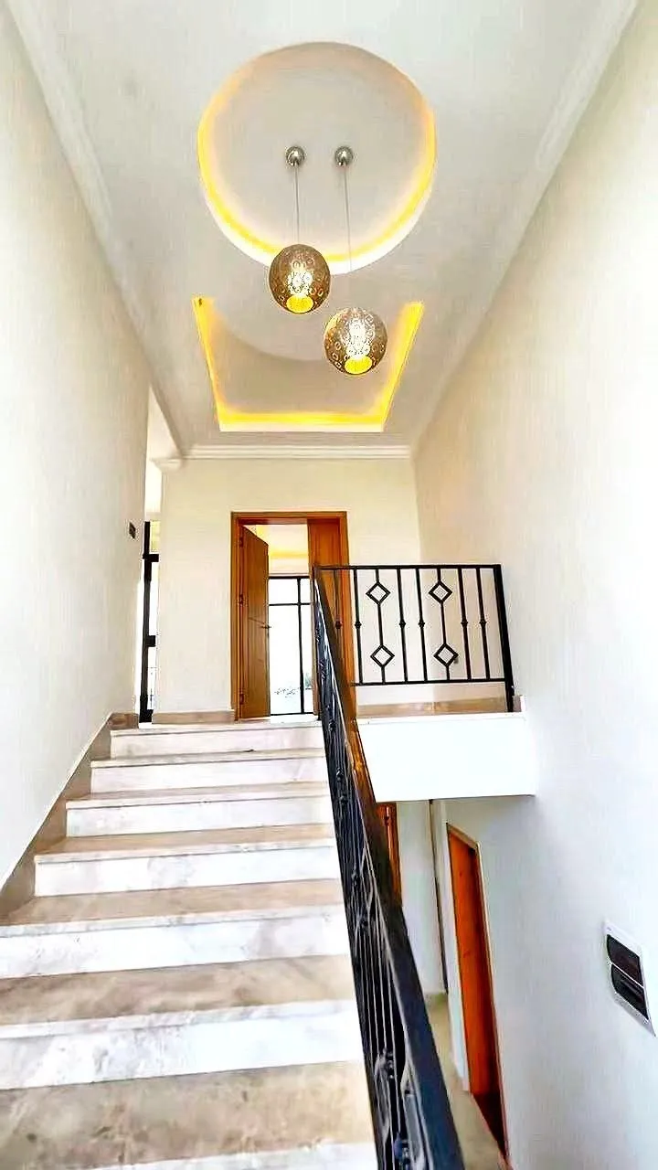 Modern 10 Bedroom House Ayat – photo 6