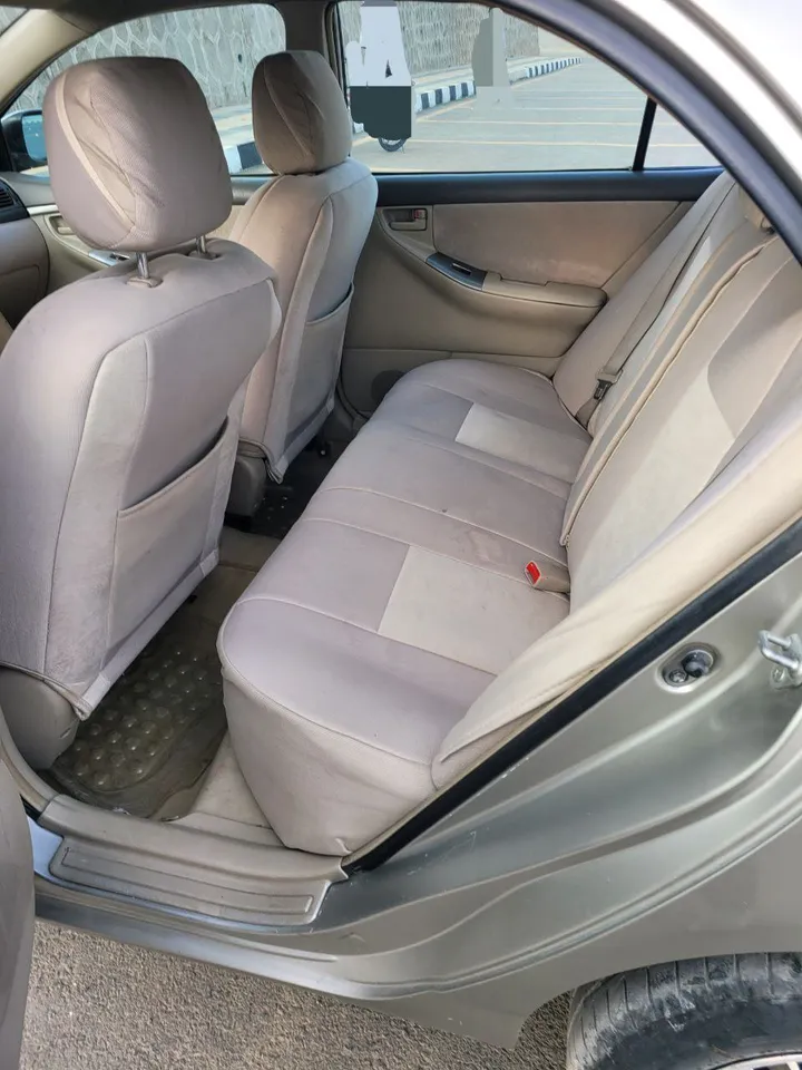 Toyota Corolla 2005 Automatic Sedan – photo 4