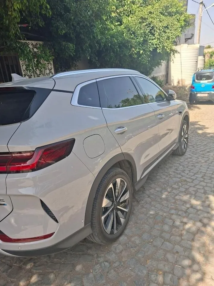 BYD Song Plus DM-i Hybrid 2025 – photo 4