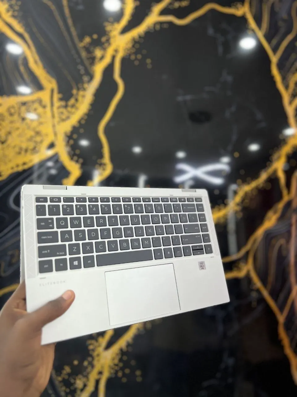 HP EliteBook x360 1040 G7 – photo 12