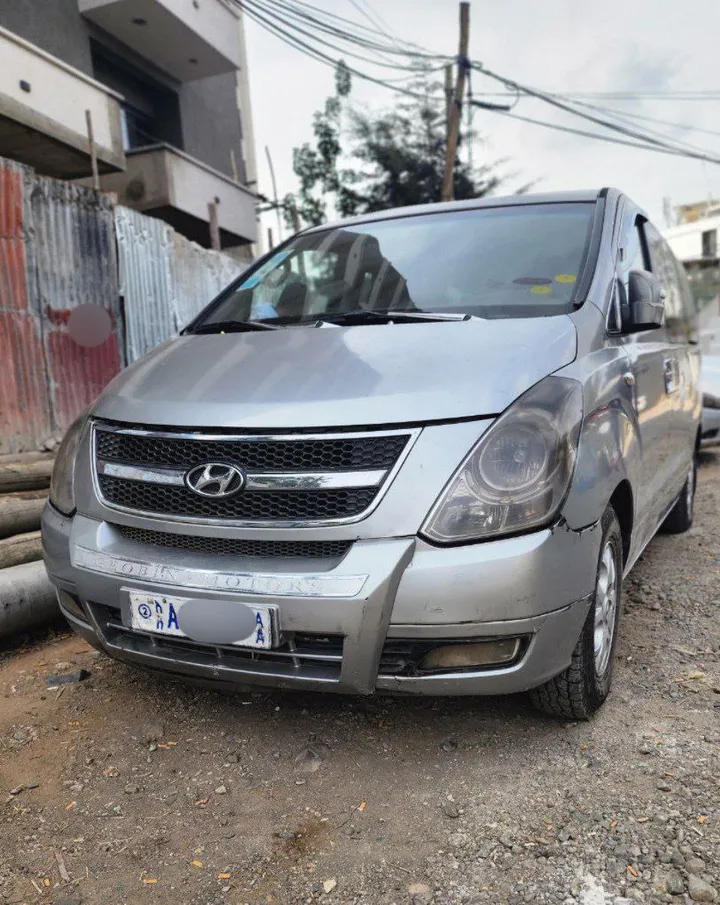 Hyundai Grand Starex 2013 Diesel – photo 4