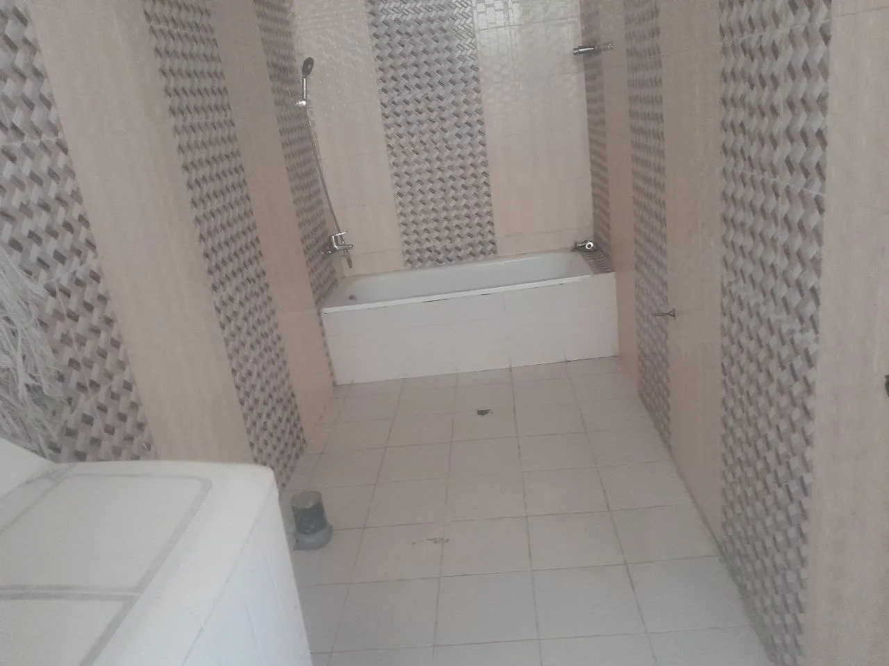 G+3 House for Sale in Summit – photo 6