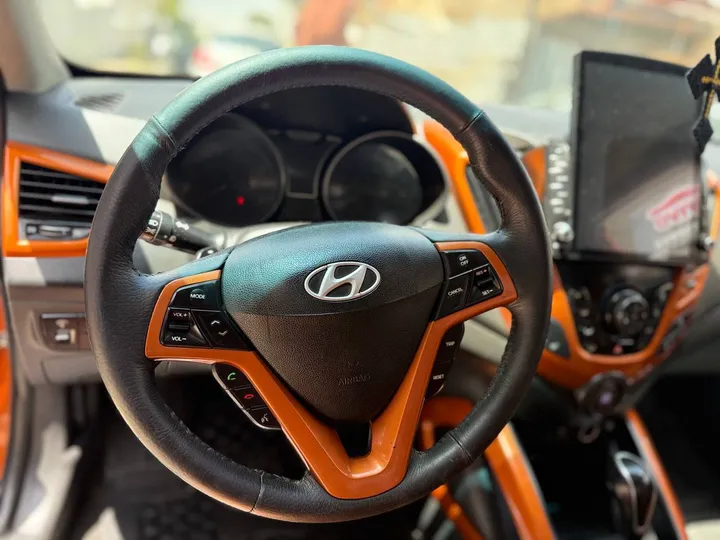 Hyundai Veloster 2014 1.6L Automatic – photo 6