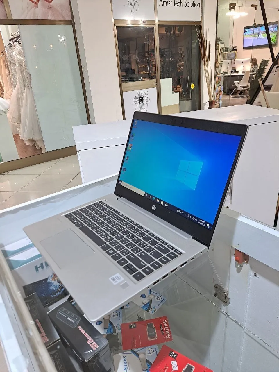 HP EliteBook G7 i7 512GB Laptop – photo 3