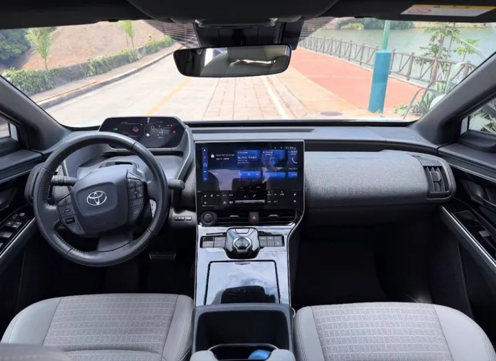 Toyota bZ4X Electric Crossover SUV – photo 7