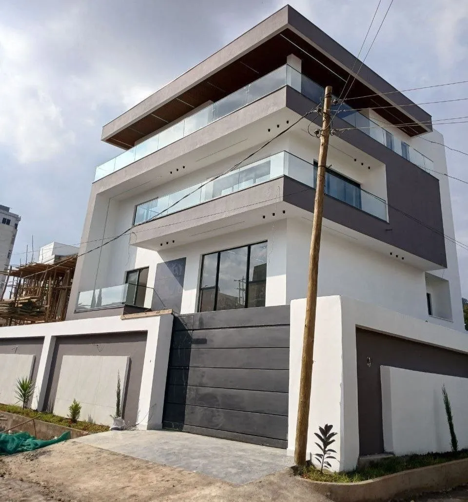 Modern G+2 House in Megenagna – photo 9