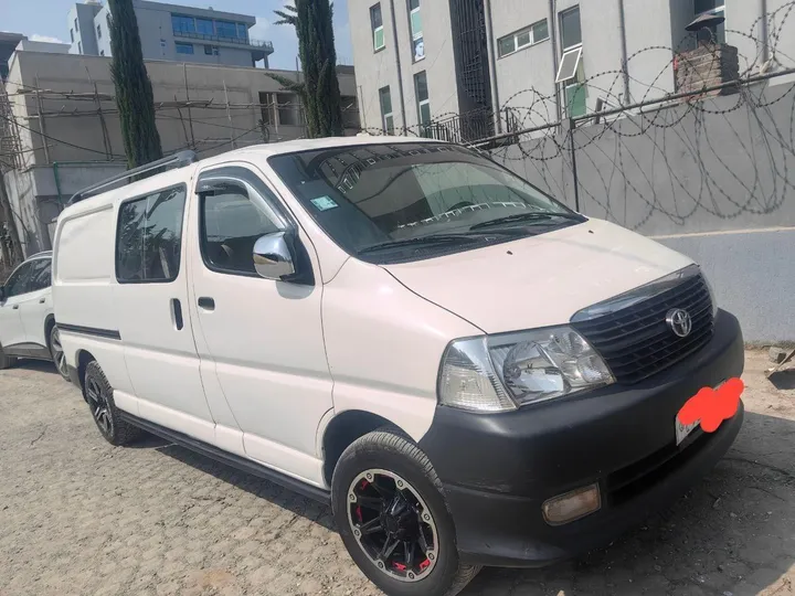 Toyota D4D Dolphin Shark Van – photo 7