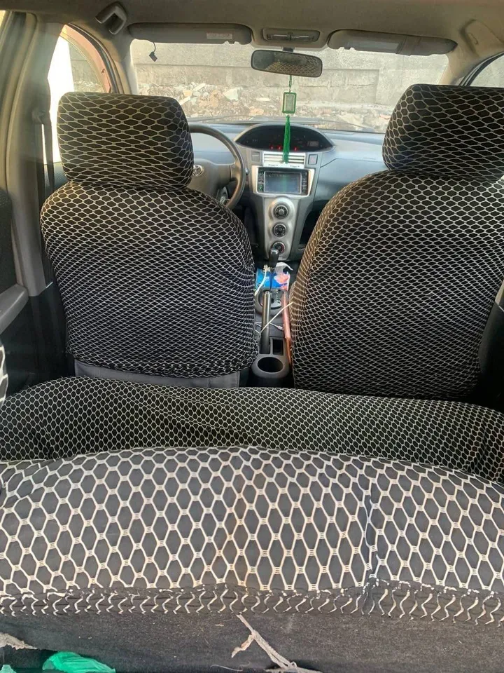 Toyota Yaris 2007 Automatic – photo 4