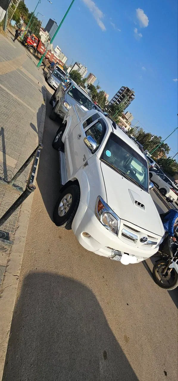 Toyota Hilux 2008 – photo 6