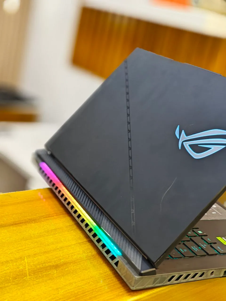Asus ROG Gaming Laptop i9 RTX 4080 – photo 4