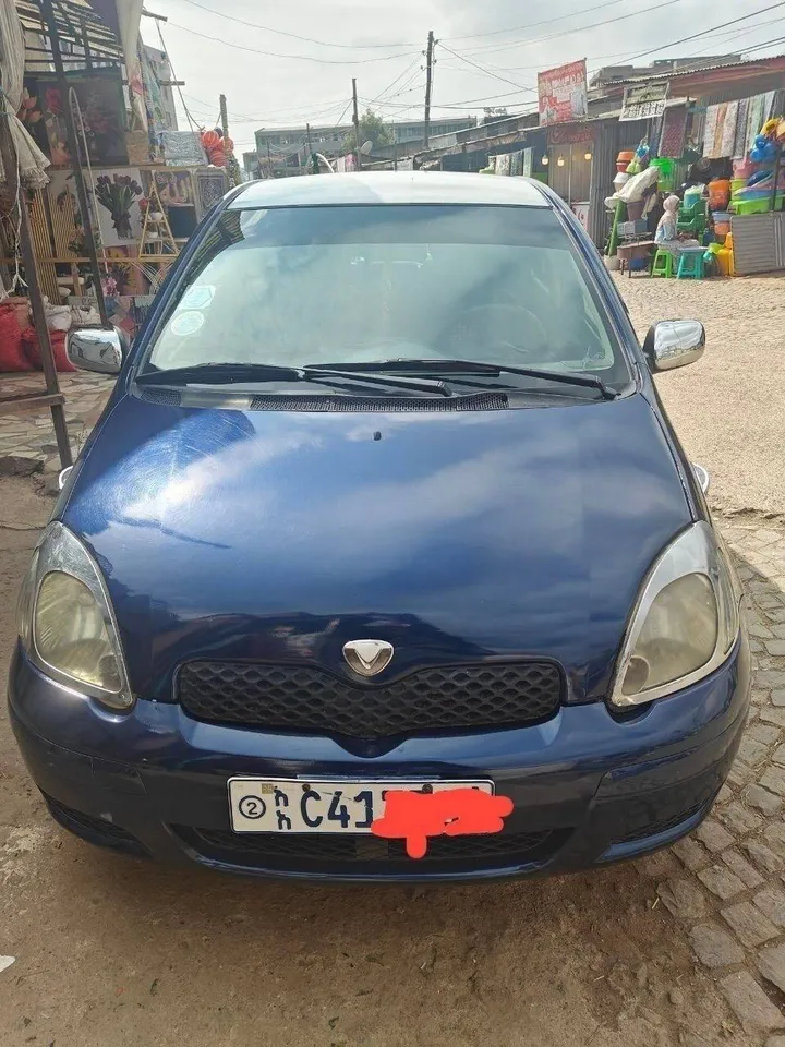 Toyota Vitz 2004 Automatic – photo 3