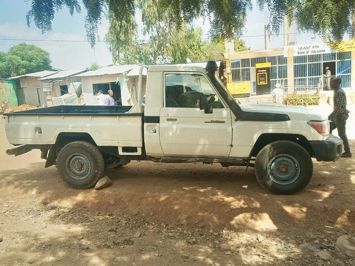 Toyota Land Cruiser Single Cab 2005 – photo 4