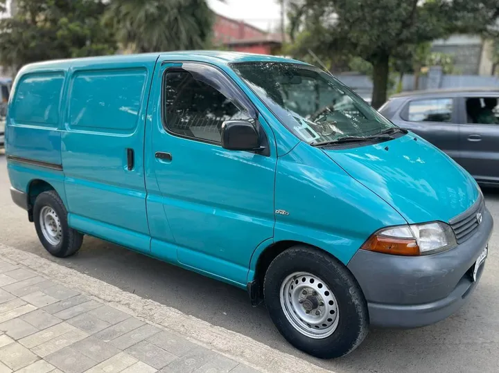 Dolphin D4D Short Van – photo 6