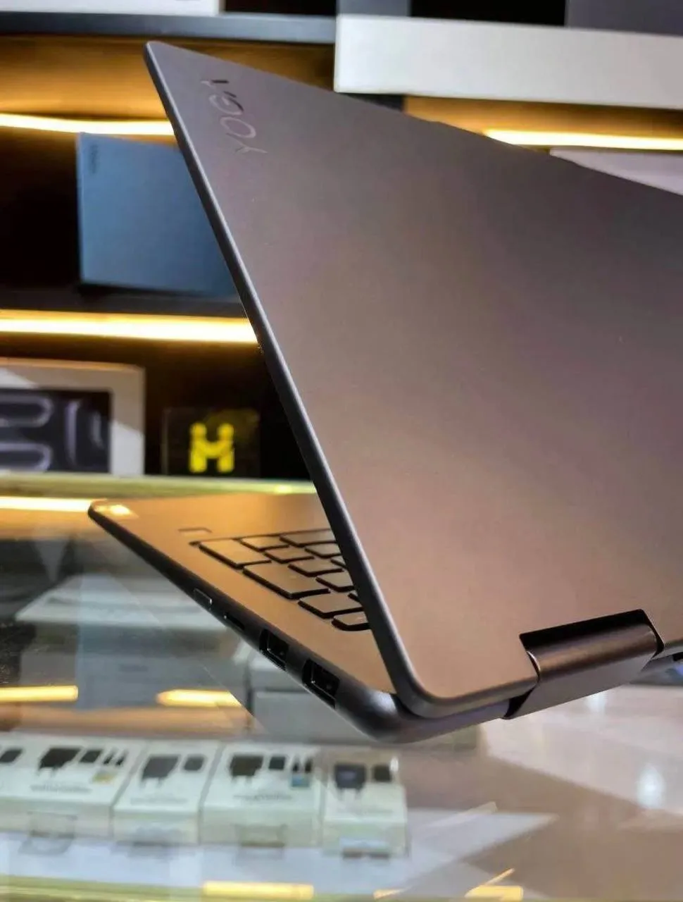 Lenovo Yoga Ultra 7 Touchscreen Laptop – photo 6