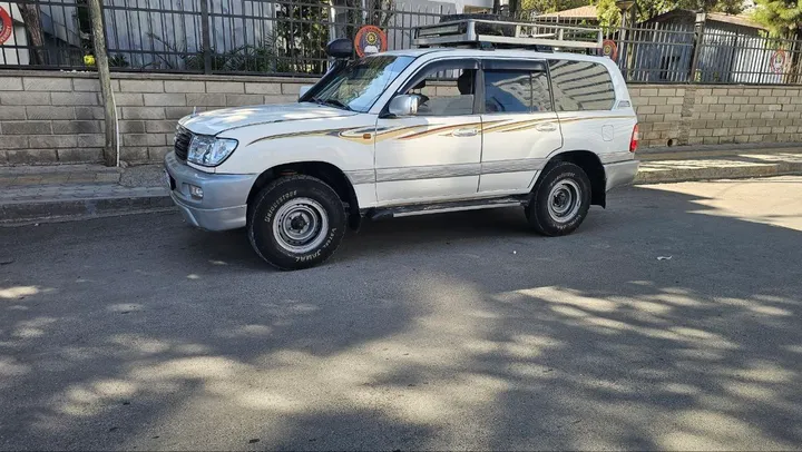 Toyota Land Cruiser 105 1998 Diesel Manual – photo 3