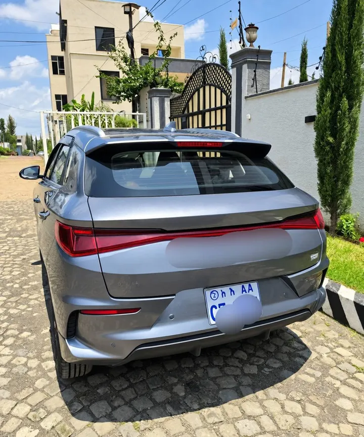 BYD E2 2025 Automatic – photo 5