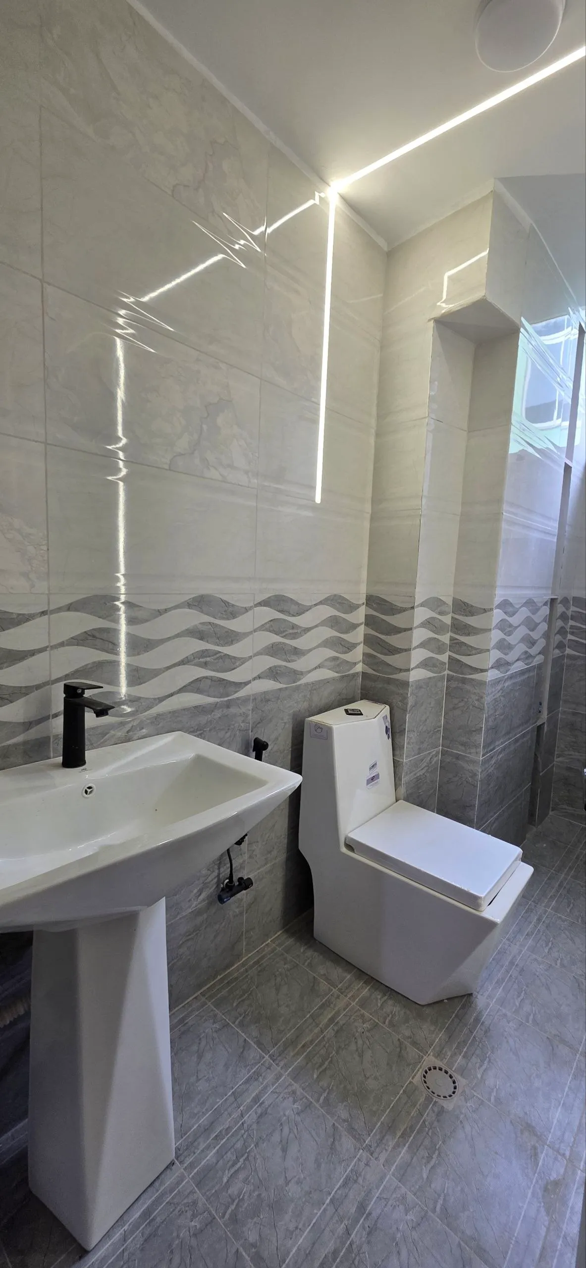 3 Bedroom 107 Sqm 12th Floor Condo – photo 6