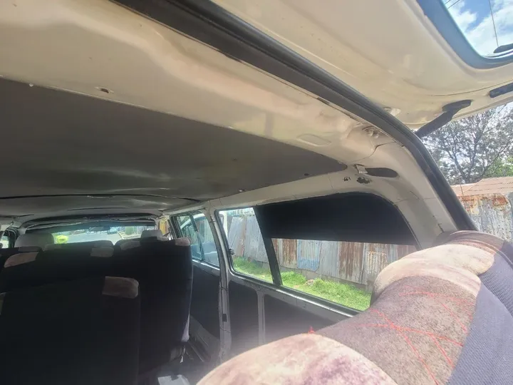 Toyota Hiace Van 2007 – photo 6