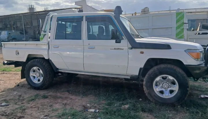 Toyota 1HZ Double Cab 2016 – photo 3