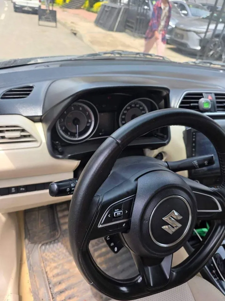Suzuki Dezire 2021 Automatic – photo 3