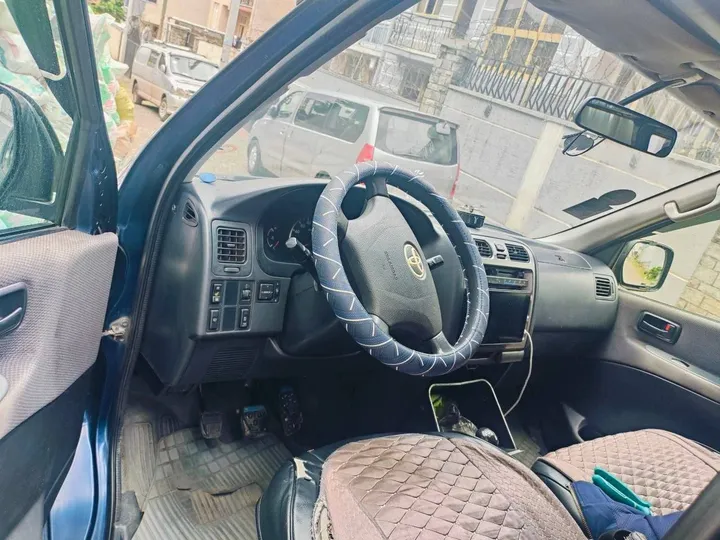 Toyota Hiace Dolphin 2011 – photo 6