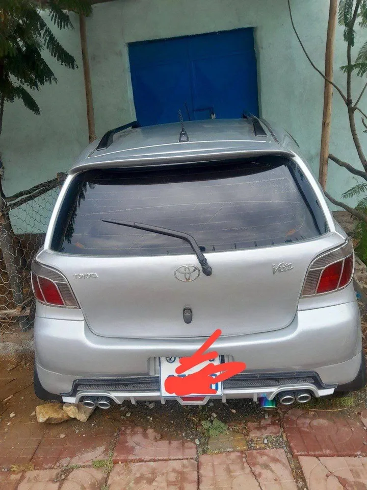 Toyota Vitz 2001 Automatic – photo 3