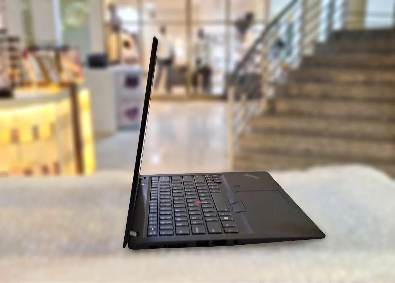 Lenovo ThinkPad T495s Ryzen 7 Laptop – photo 3