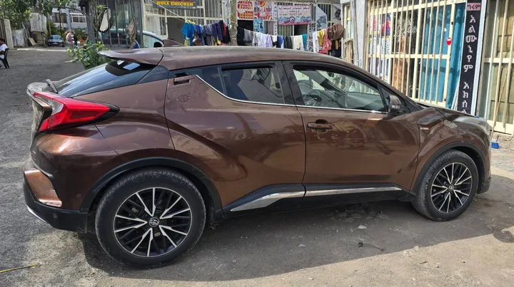 Toyota CHR 2017 Automatic Full Option – photo 4