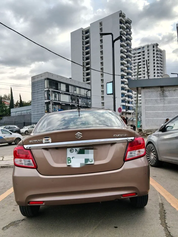 Suzuki Dzire 2021 Automatic – photo 4