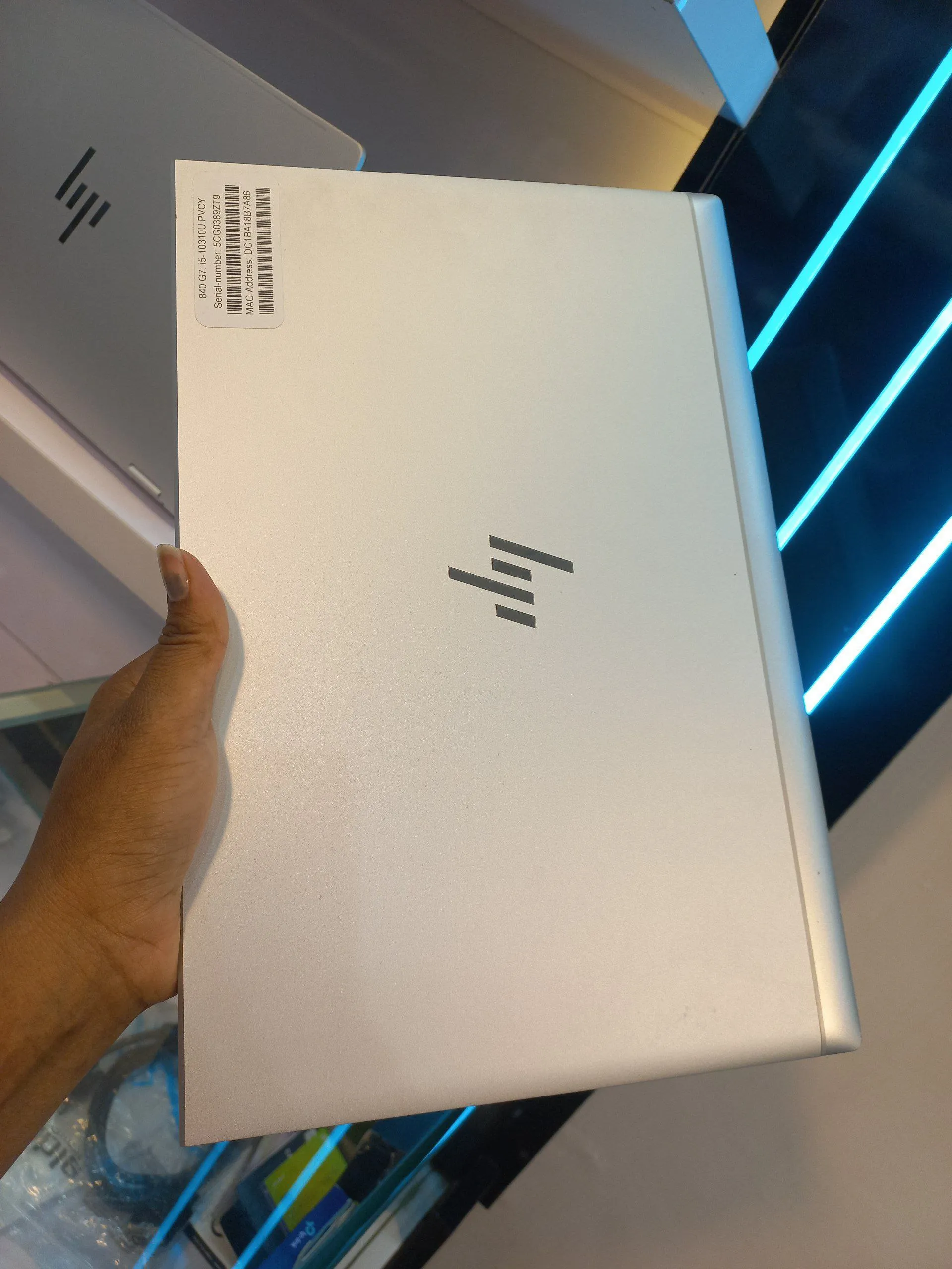 HP EliteBook 840 G7 i5 Laptop – photo 3