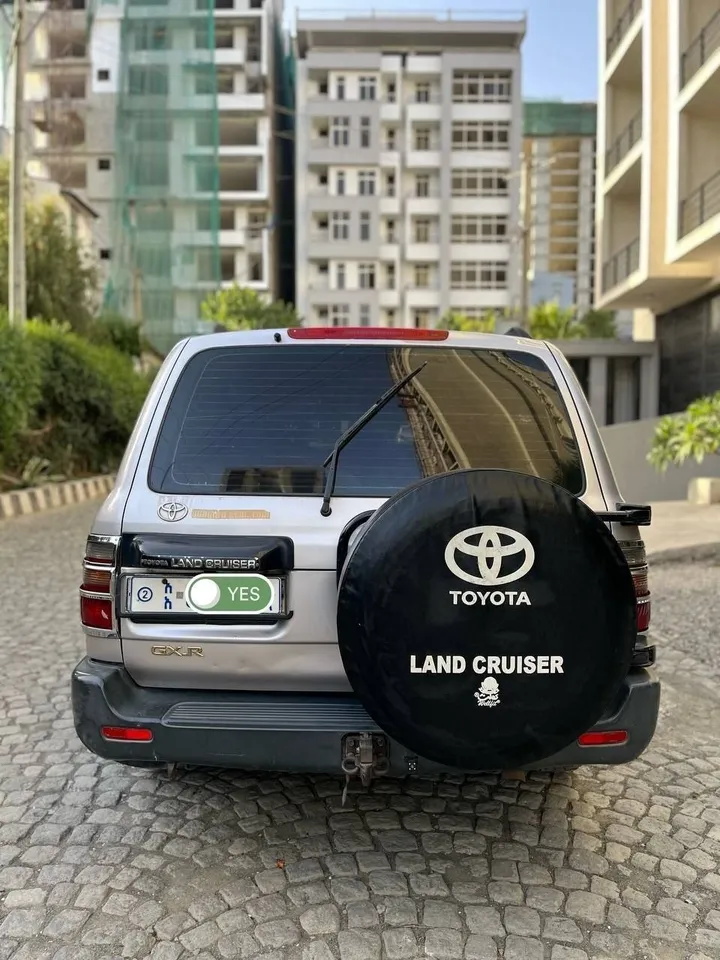 Toyota Land Cruiser 2000 Manual – photo 5