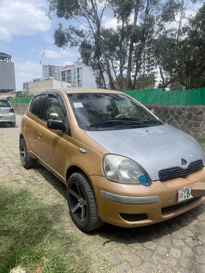 Toyota Vitz 2004 Automatic – photo 3