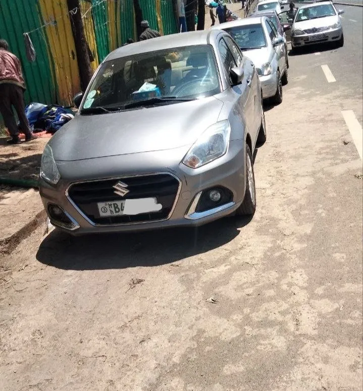 Suzuki Dzire 2022 Automatic – photo 3