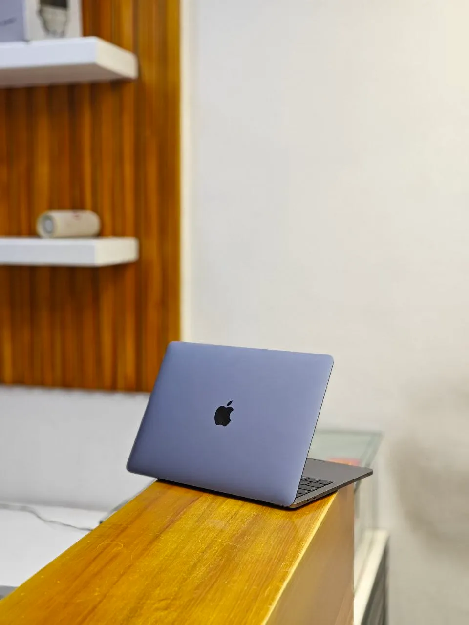 Apple MacBook Pro 2018 13.3 Inch – photo 3