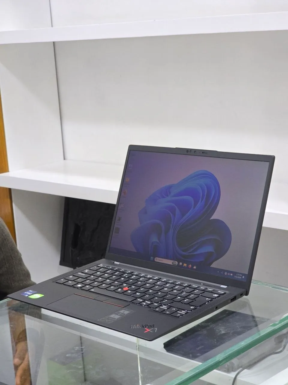 Lenovo ThinkPad X1 Carbon Touchscreen – photo 3
