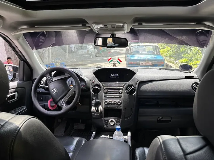 Honda Pilot 2012 Midsize SUV – photo 4