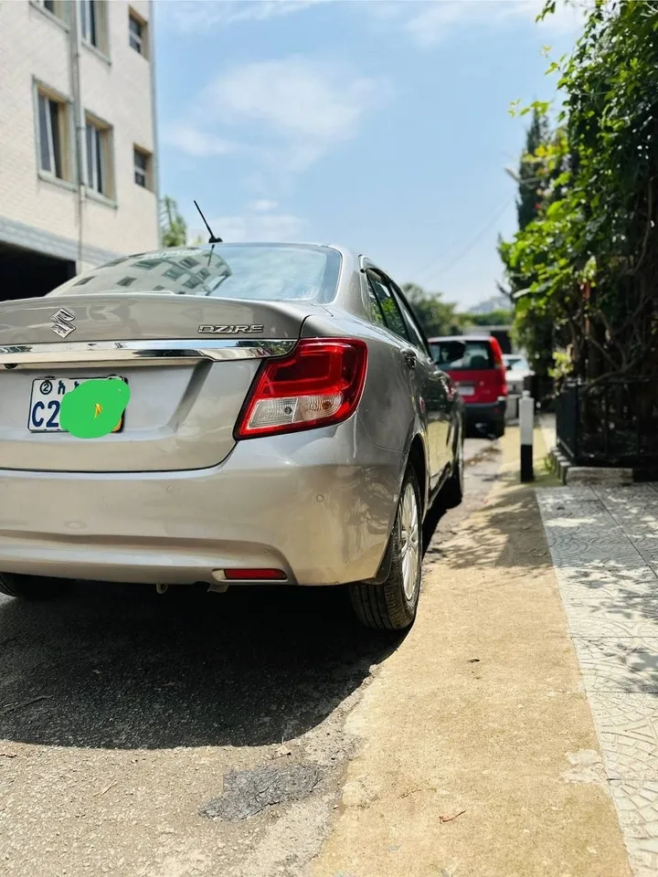 Suzuki Dzire 2022 Automatic – photo 6