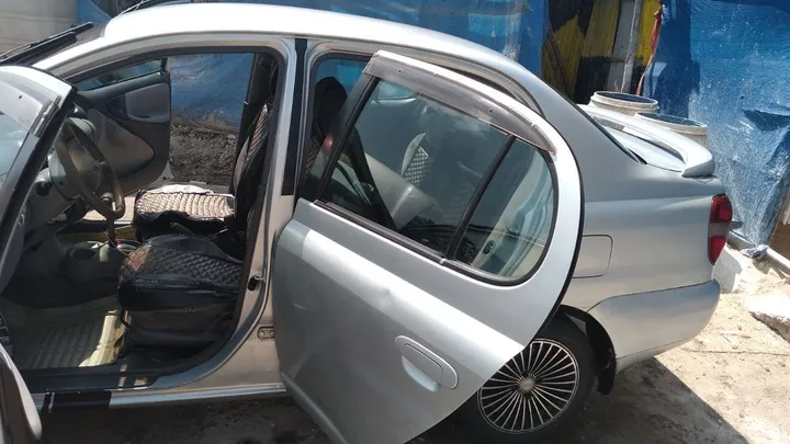 Toyota Platz 2001 Automatic – photo 6