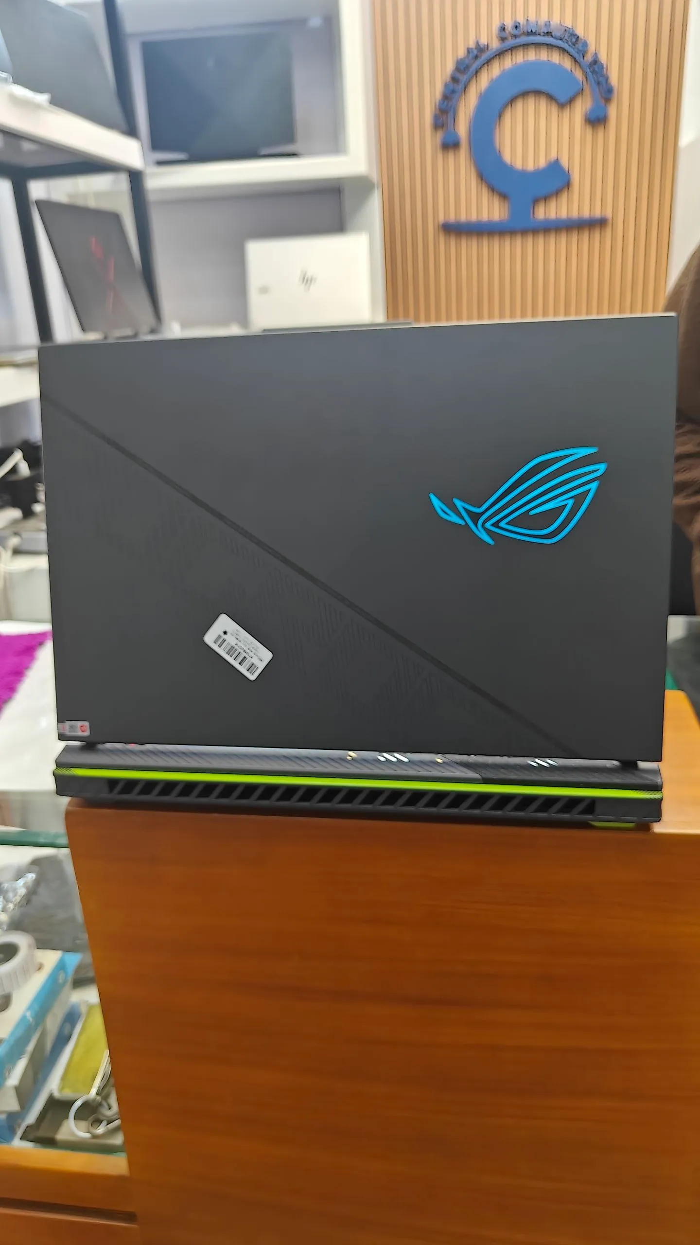 ASUS ROG Strix i9 RTX 4060 – photo 6