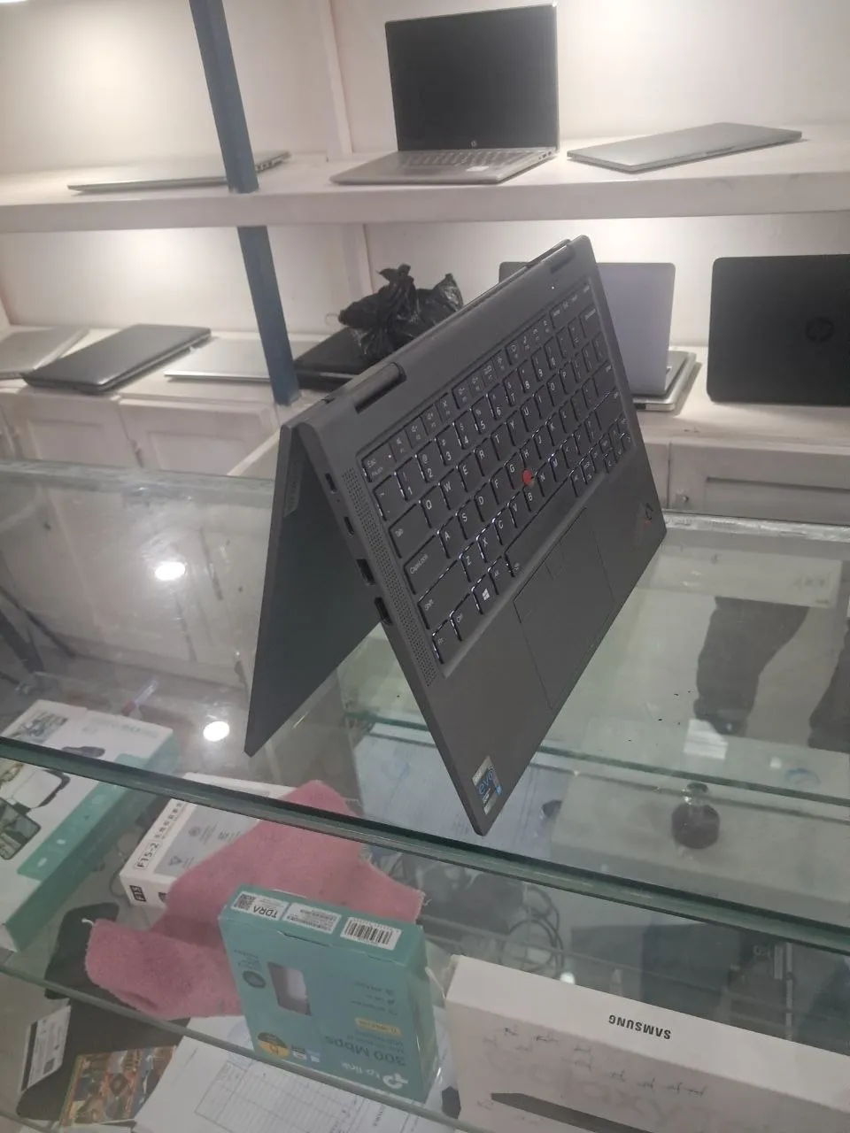 Lenovo X1 Yoga Core i7 Laptop – photo 4
