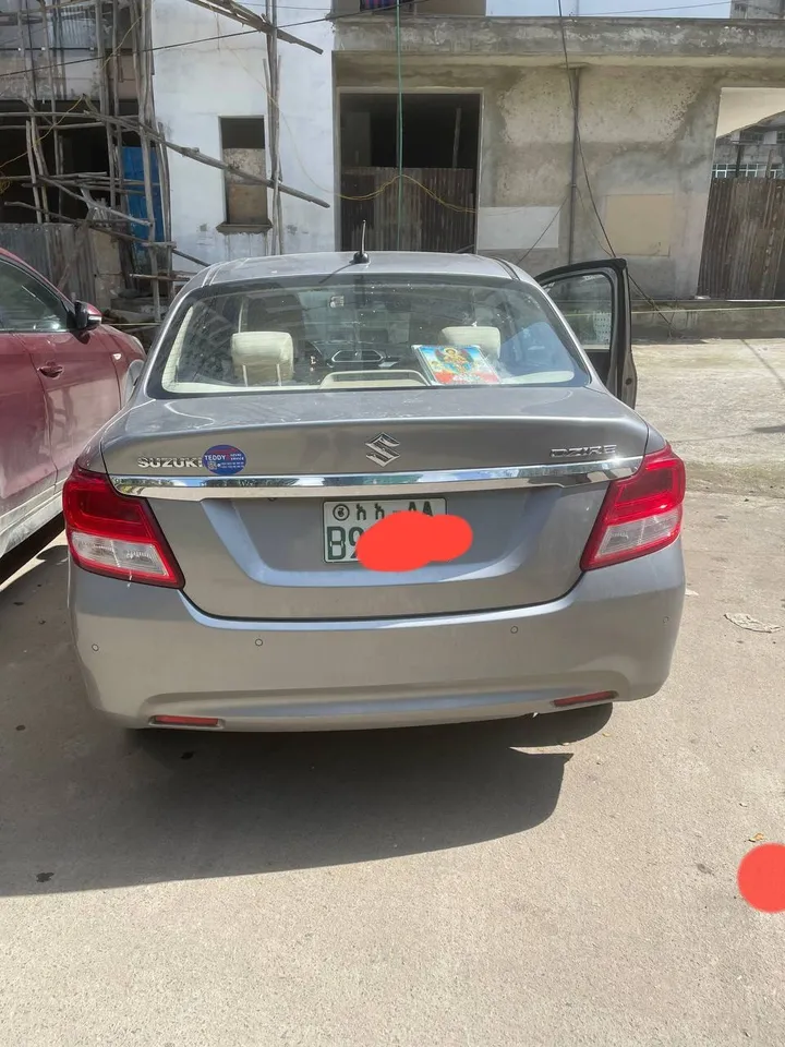 Suzuki Dzire 2021 Automatic – photo 3