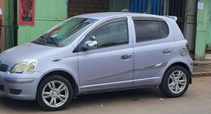 Toyota Vitz 2004 Automatic – photo 4