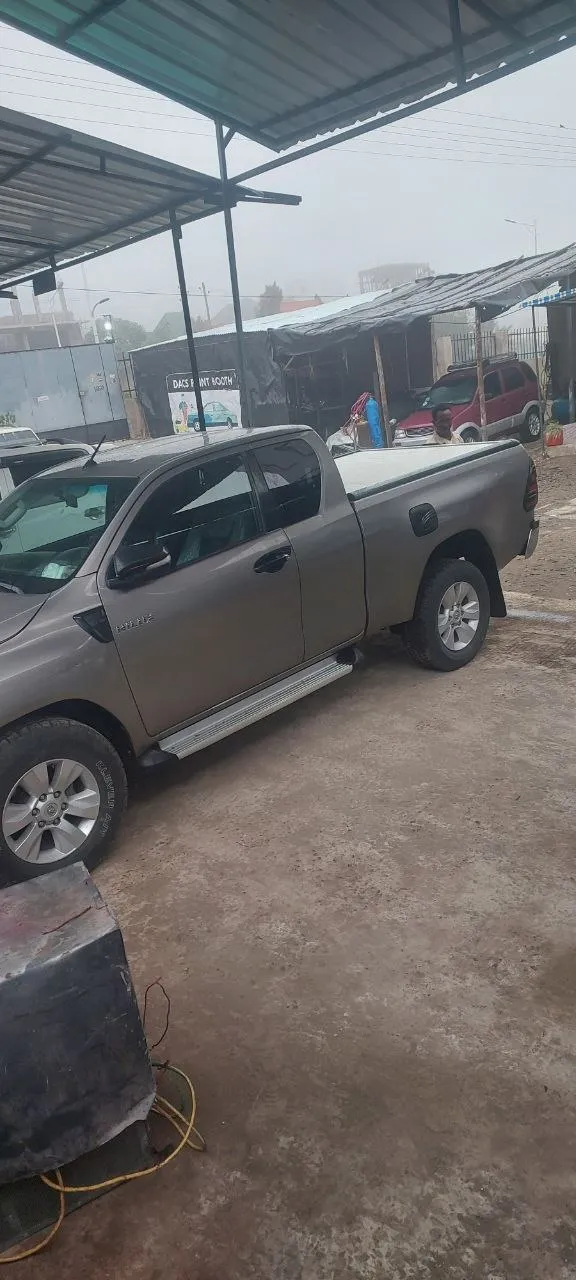 Toyota Hilux Revo 2017 2.4L – photo 4