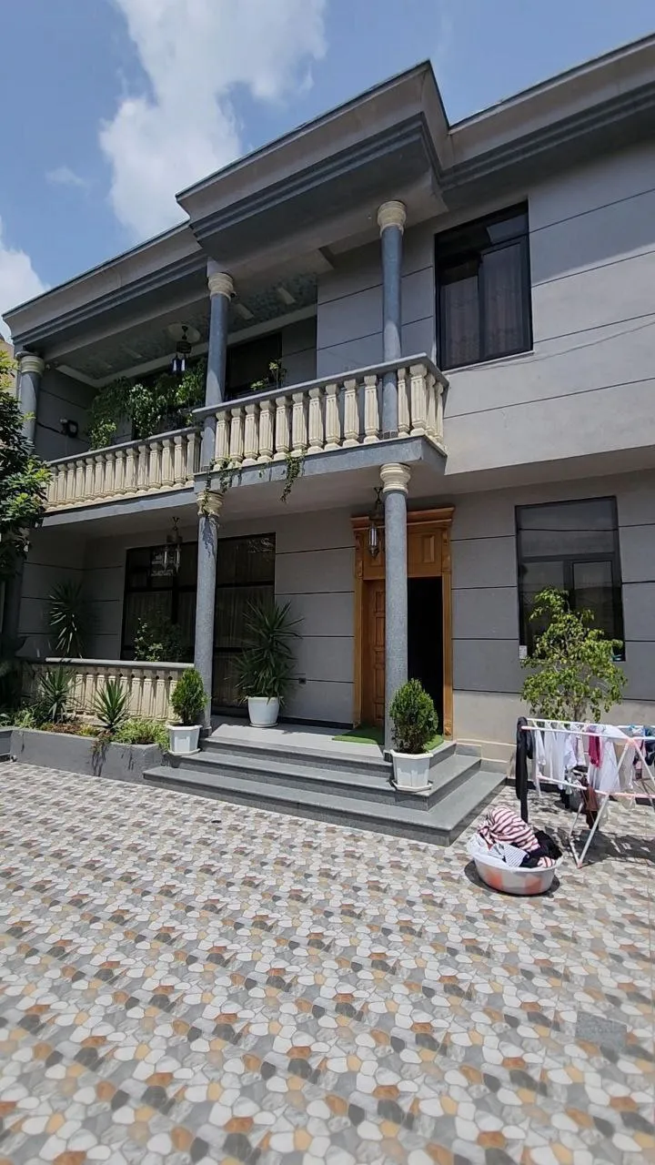 G+1 7 Bedroom House Summit – photo 3