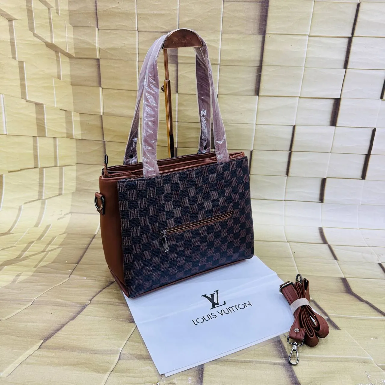 Louis Vuitton Ladies Sling Bag – photo 5